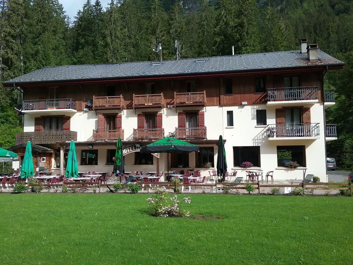 Logis Hotel Les Sapins Montriond Ngoại thất bức ảnh
